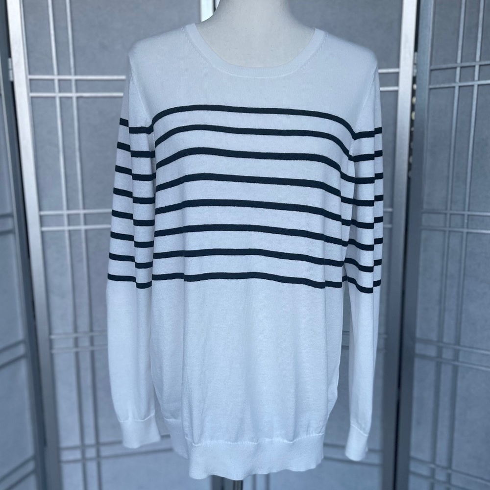 Amazon Essentials White/Black Striped Sweater sz XL